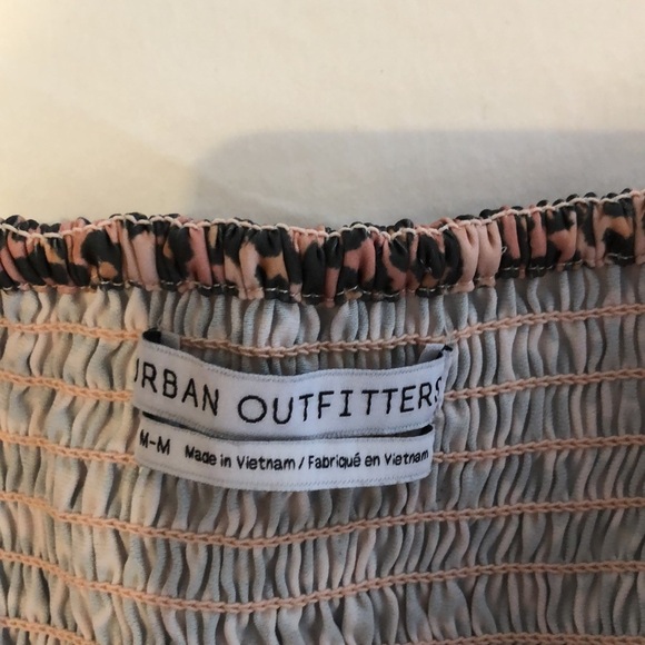 Urban Outfitters leopard print crop top. Size M. - Picture 8 of 8